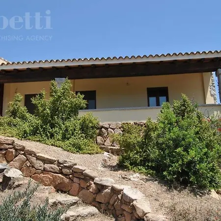 Traumhaus Mit Meerblick Villa Arzachena
